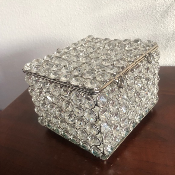 Glam Crystal Stone Jewelry Box - Picture 5 of 7